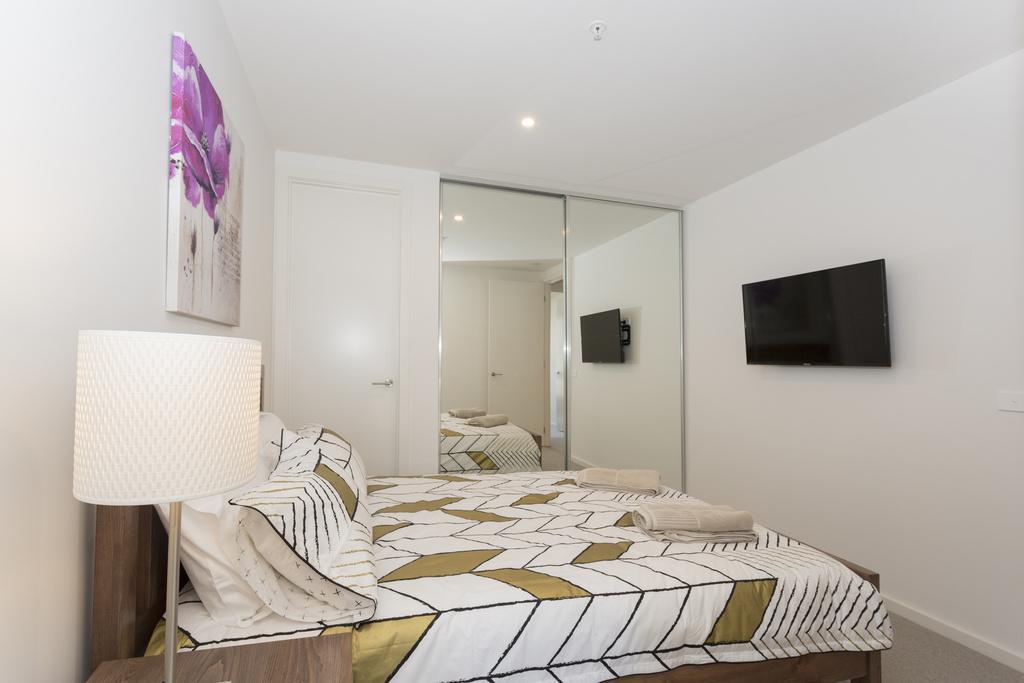 Appartement ☆ Heart Of St Kilda ☆ Infinity Pool+Parking+Wifi à Ville de Ville de Melbourne Extérieur photo